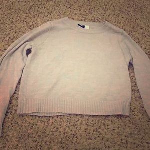 I’m selling my gray sweater